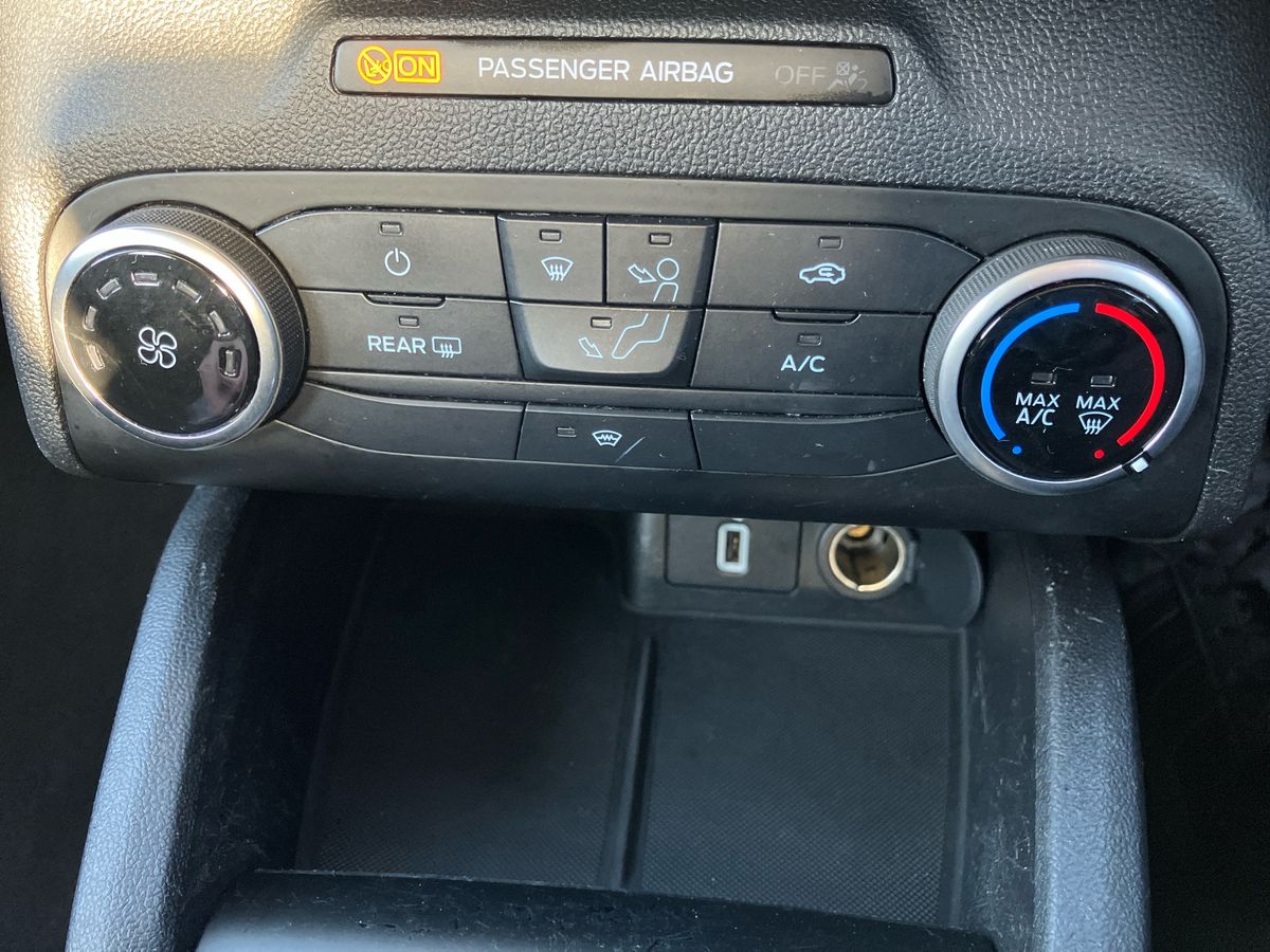 Used Ford Focus 2018 for sale - 76615142: Photo 28