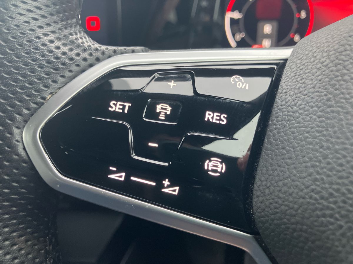 Used Volkswagen Golf 2023 for sale - 77504329: Photo 30