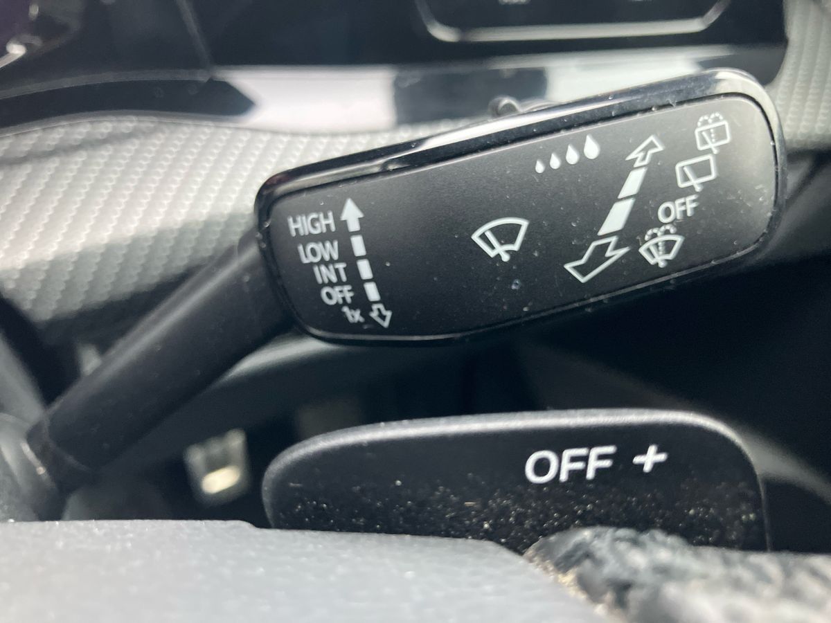 Used Volkswagen Golf 2023 for sale - 77504329: Photo 32