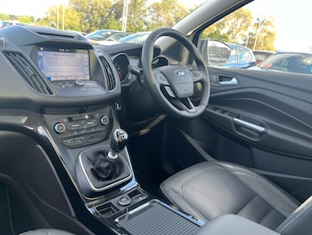 Used Ford Kuga 2019 for sale - 76074390: Photo