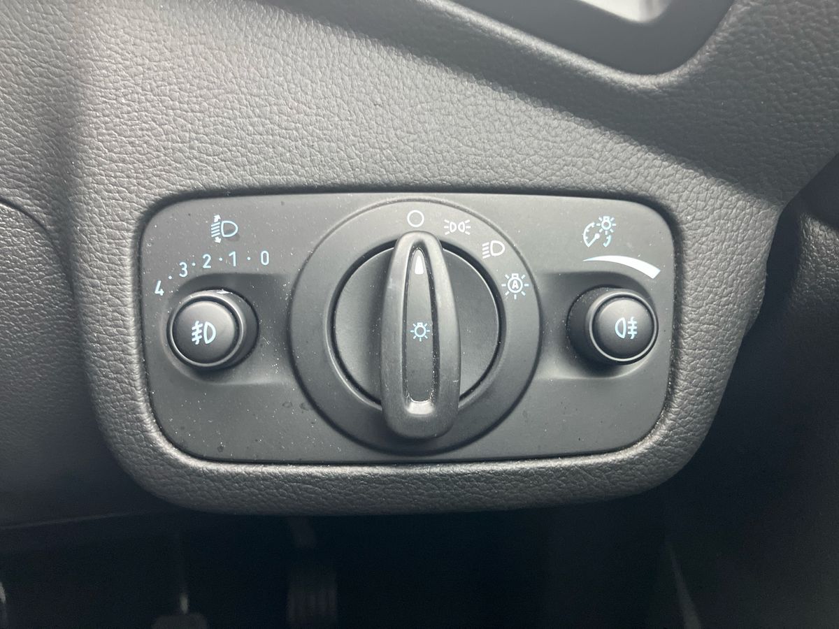 Used Ford C-Max 2015 for sale - 77319107: Photo 30