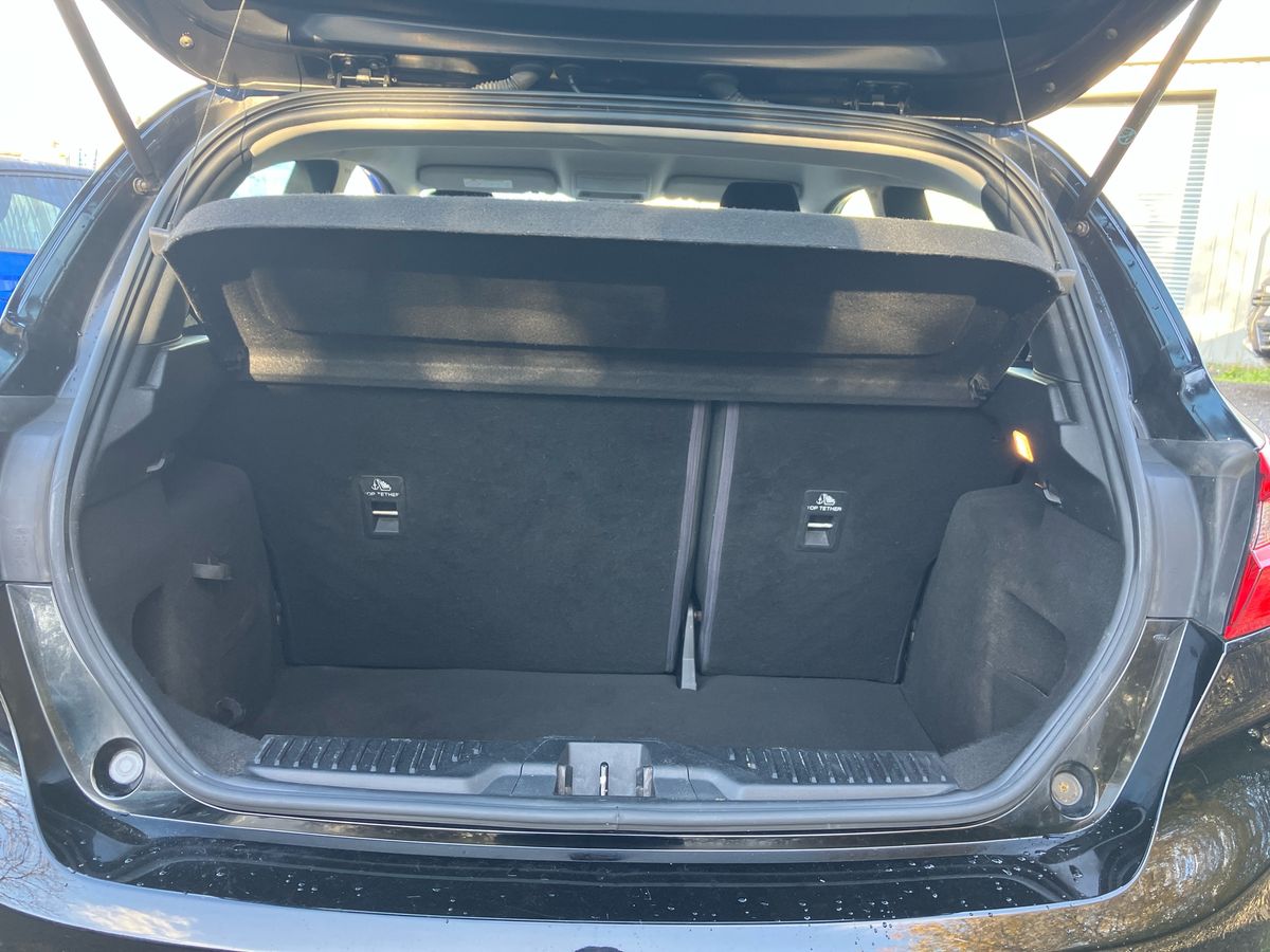 Used Ford Fiesta 2017 for sale - 76817759: Photo 25