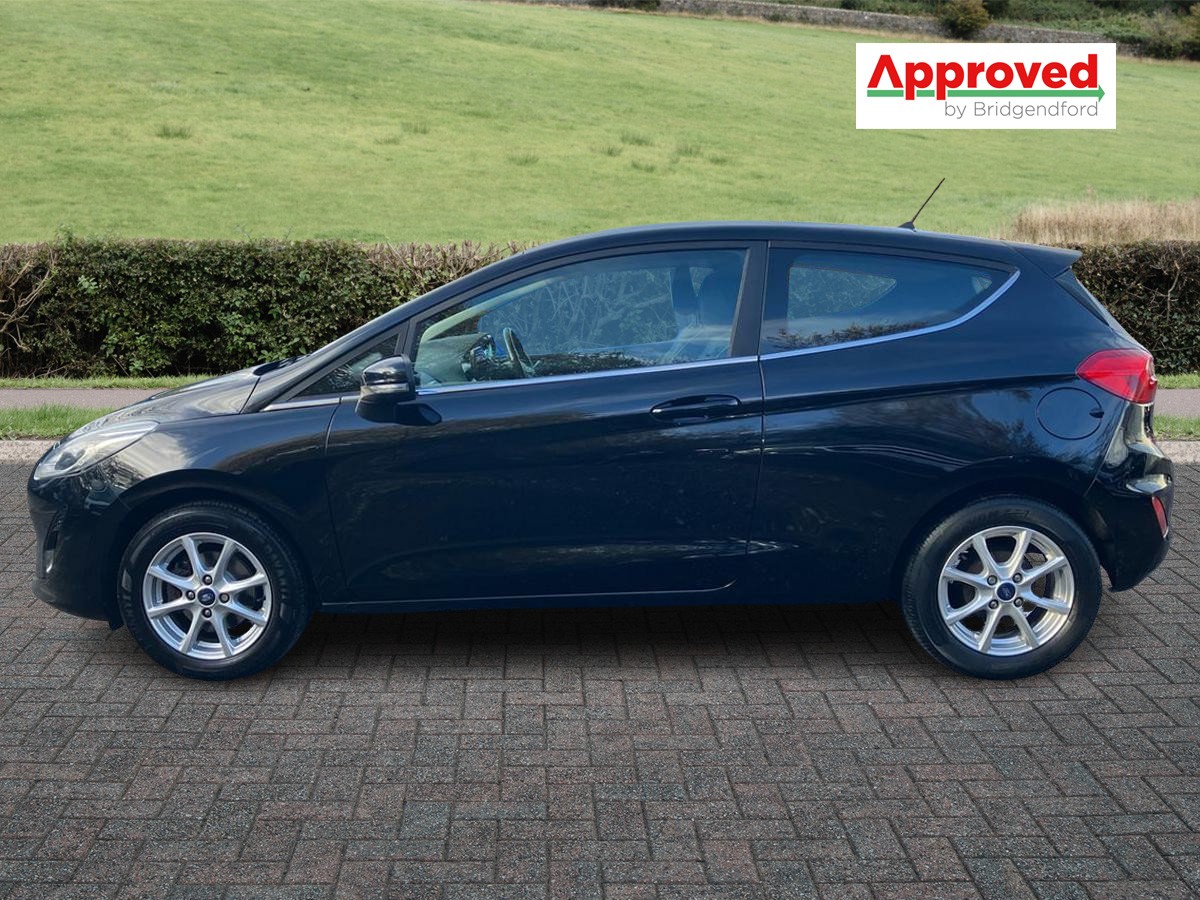 Used Ford Fiesta 2017 for sale - 76817759: Photo 8