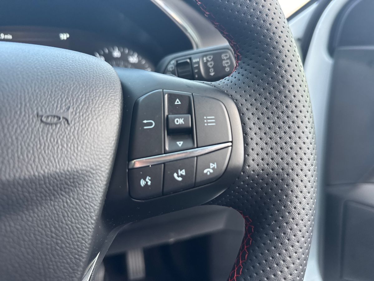 Used Ford Focus 2023 for sale - 76332202: Photo 33