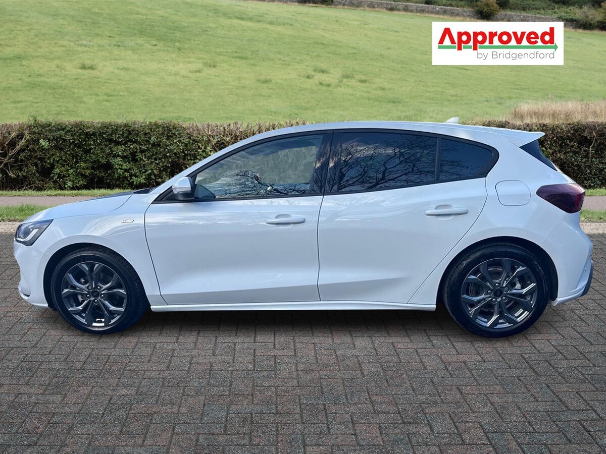 Used Ford Focus 2023 for sale - 76332202: Photo 8