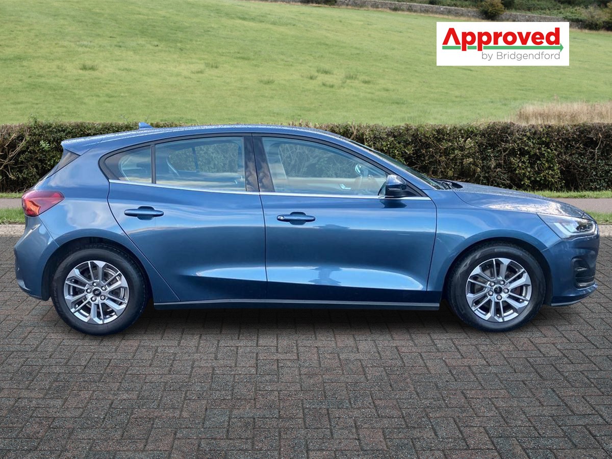 Used Ford Focus 2022 for sale - 76609724: Photo 2