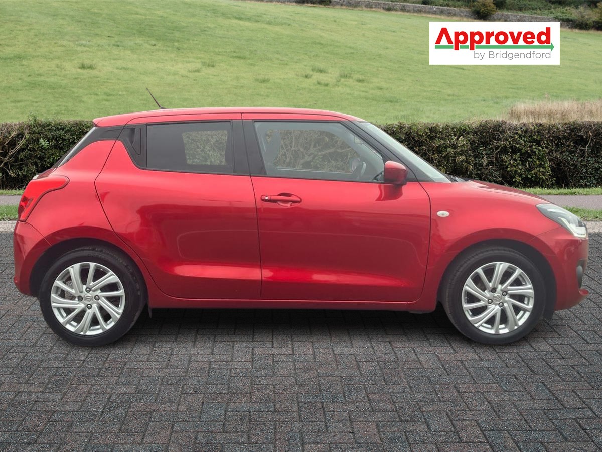 Used Suzuki Swift 2021 for sale - 76273022: Photo 2