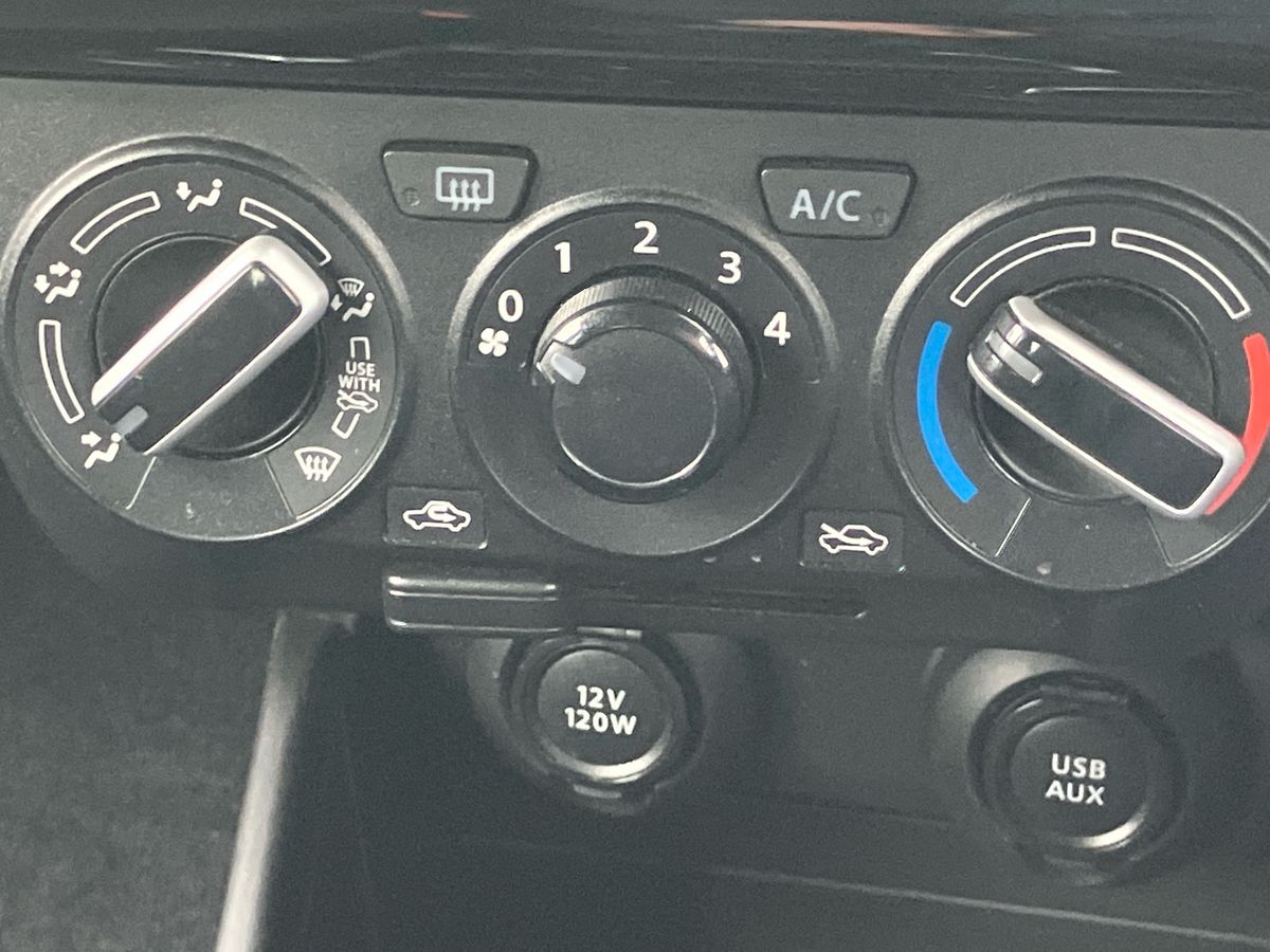 Used Suzuki Swift 2021 for sale - 76273022: Photo 34