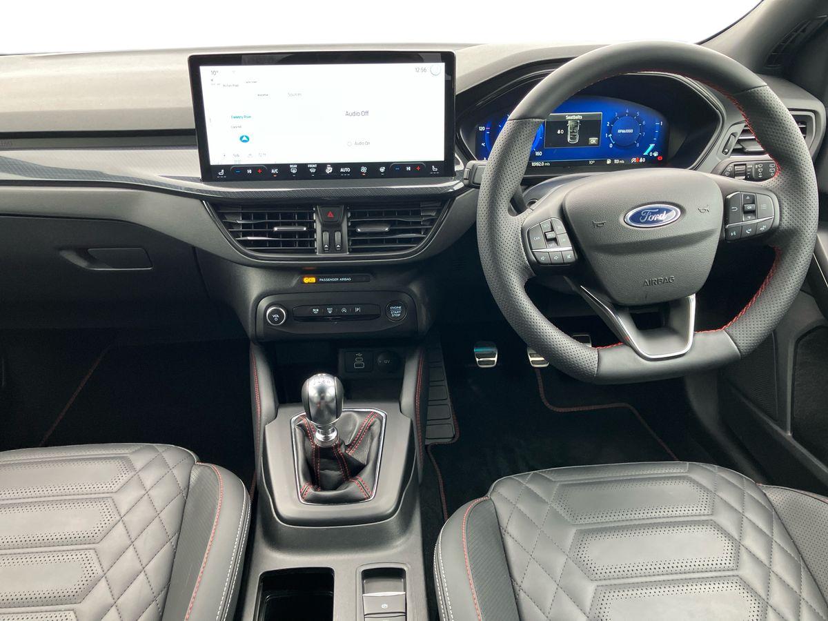 Used Ford Focus 2023 for sale - 76589789: Photo 16