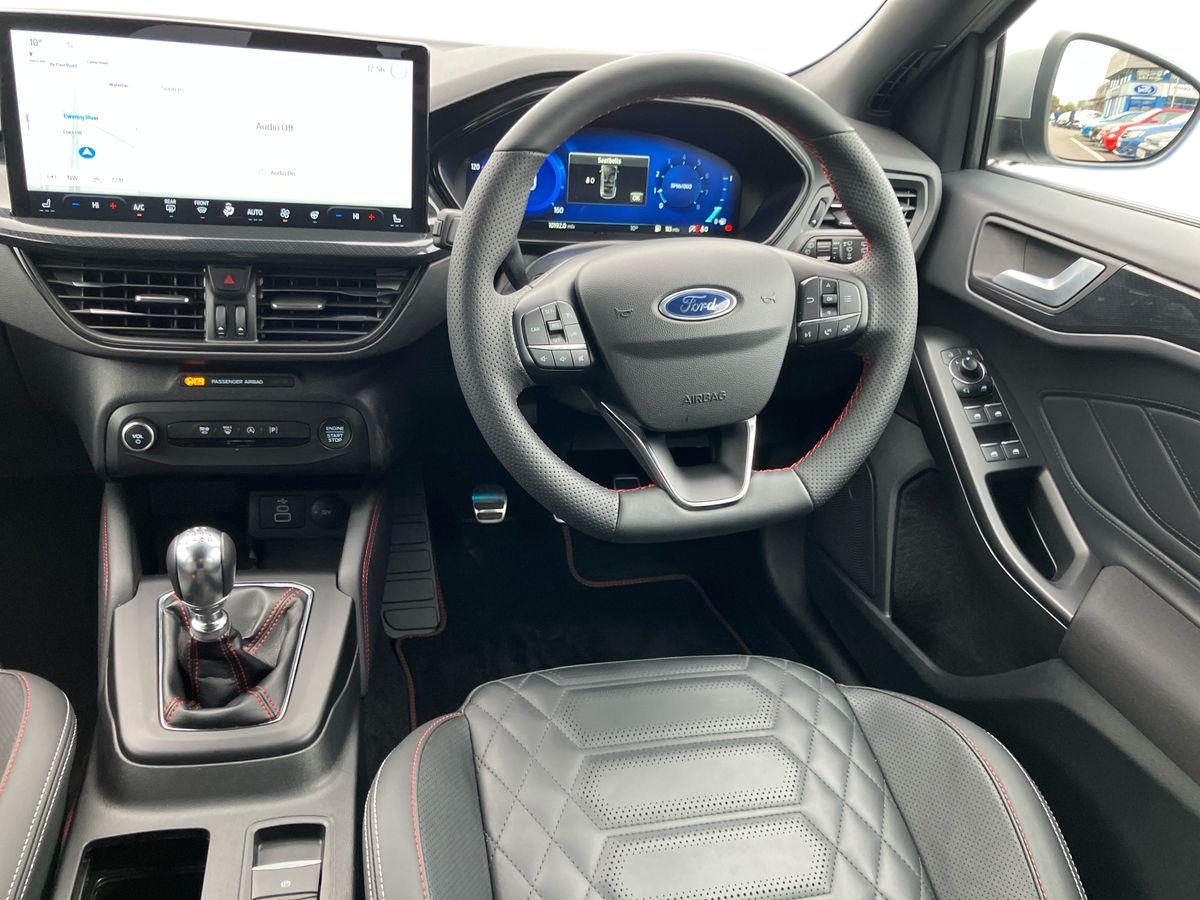 Used Ford Focus 2023 for sale - 76589789: Photo 17