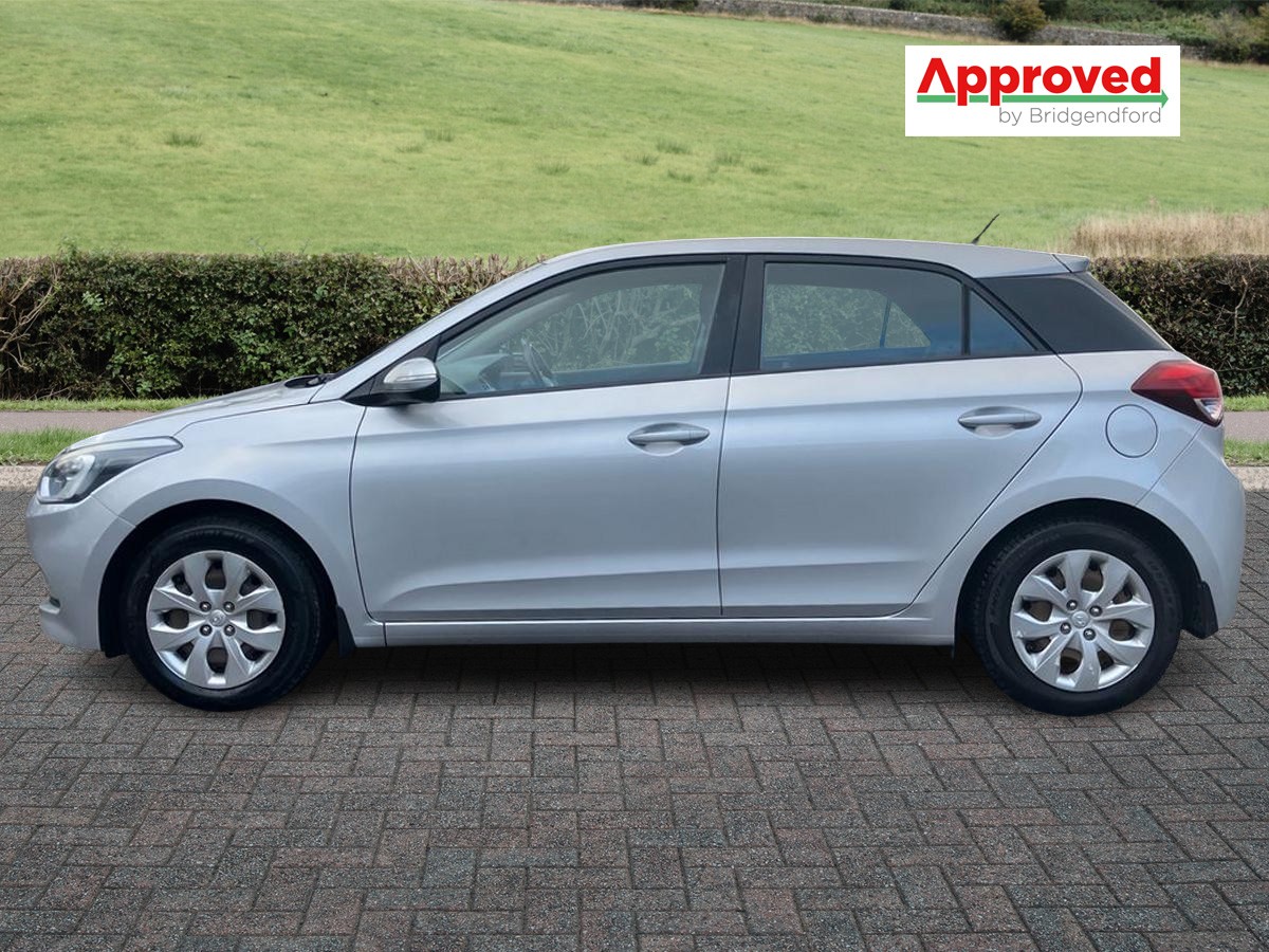 Used Hyundai i20 2016 for sale - 77630801: Photo 8