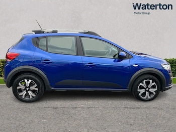 Used Dacia Sandero Stepway 2021 for sale - 79602535: Photo