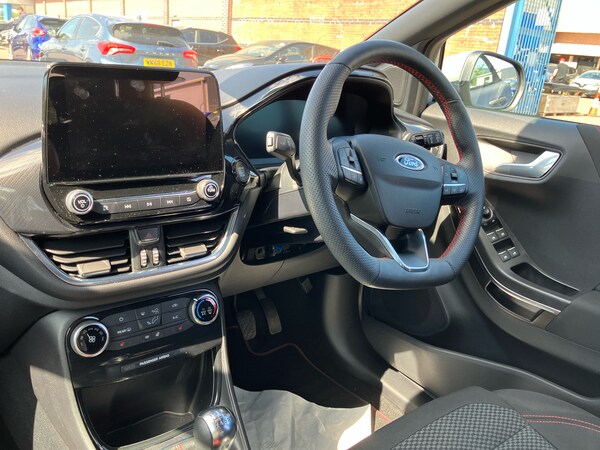 Used Ford Puma 2023 for sale - 75648489: Photo 2