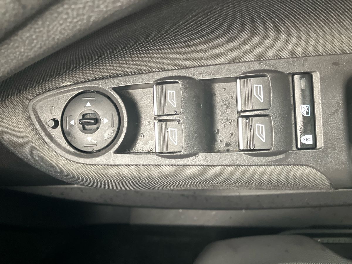 Used Ford C-Max 2015 for sale - 77186237: Photo 31