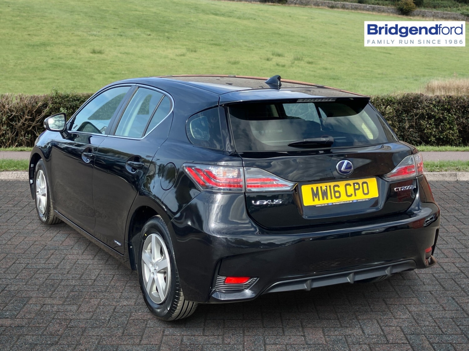 Used Lexus CT 2016 for sale - 76124469: Photo 2