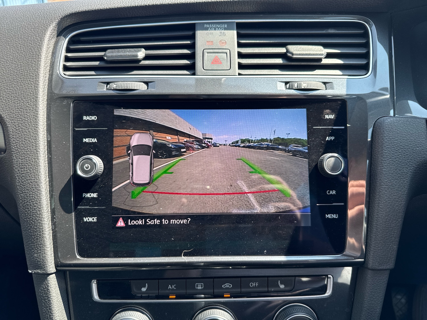 Used Volkswagen Golf 2019 for sale - 77047675: Photo 23