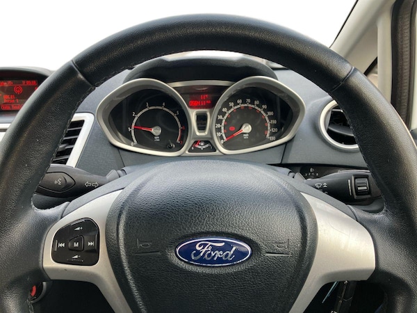 Used Ford Fiesta 2012 for sale - 76217301: Photo 19
