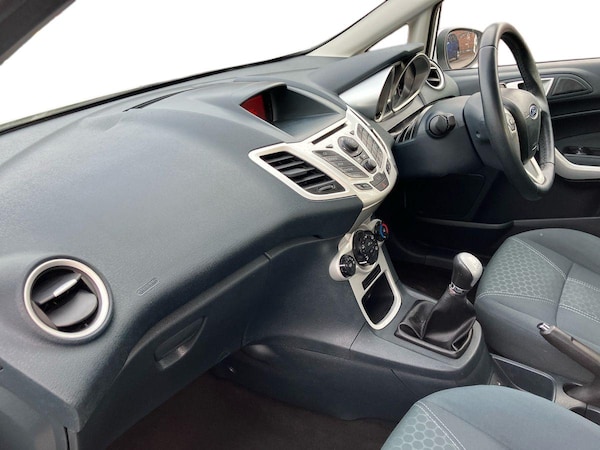 Used Ford Fiesta 2012 for sale - 76217301: Photo 22