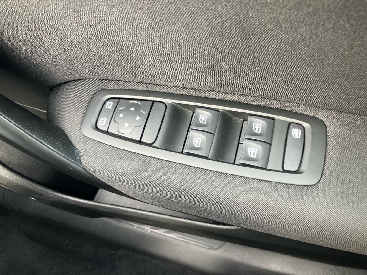 Used Renault Megane 2017 for sale - 76140040: Photo 30