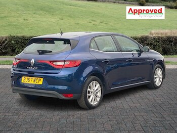 Used Renault Megane 2017 for sale - 76140040: Photo