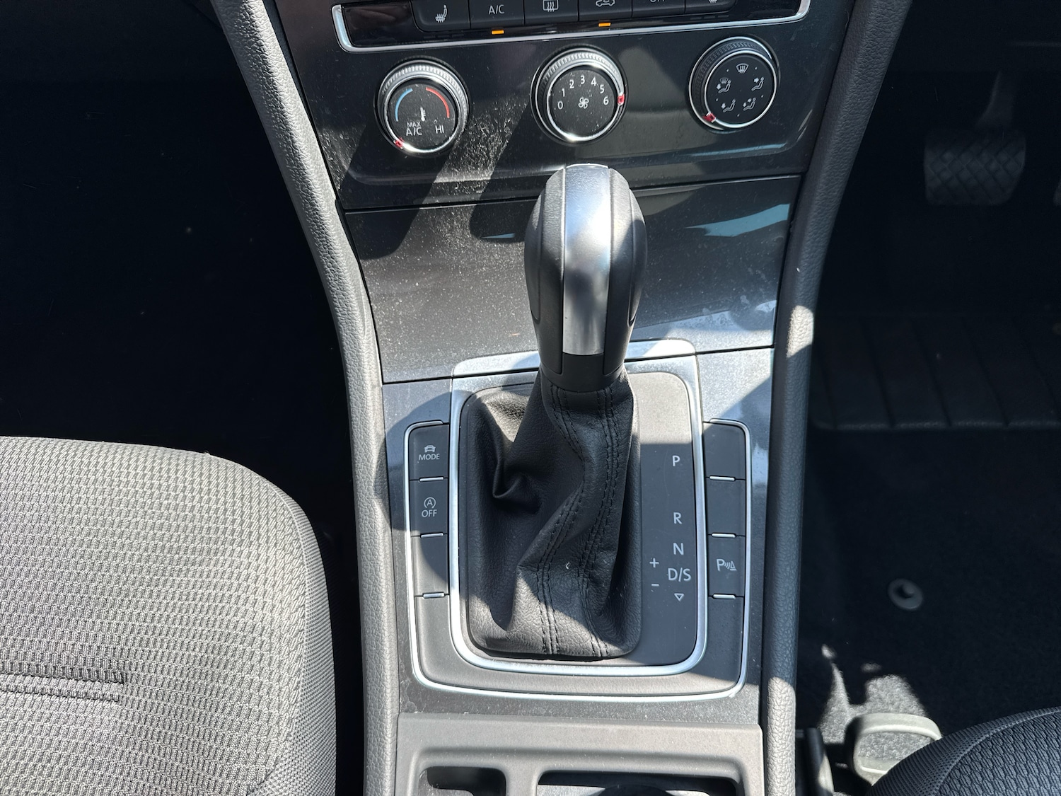 Used Volkswagen Golf 2019 for sale - 77256366: Photo 18