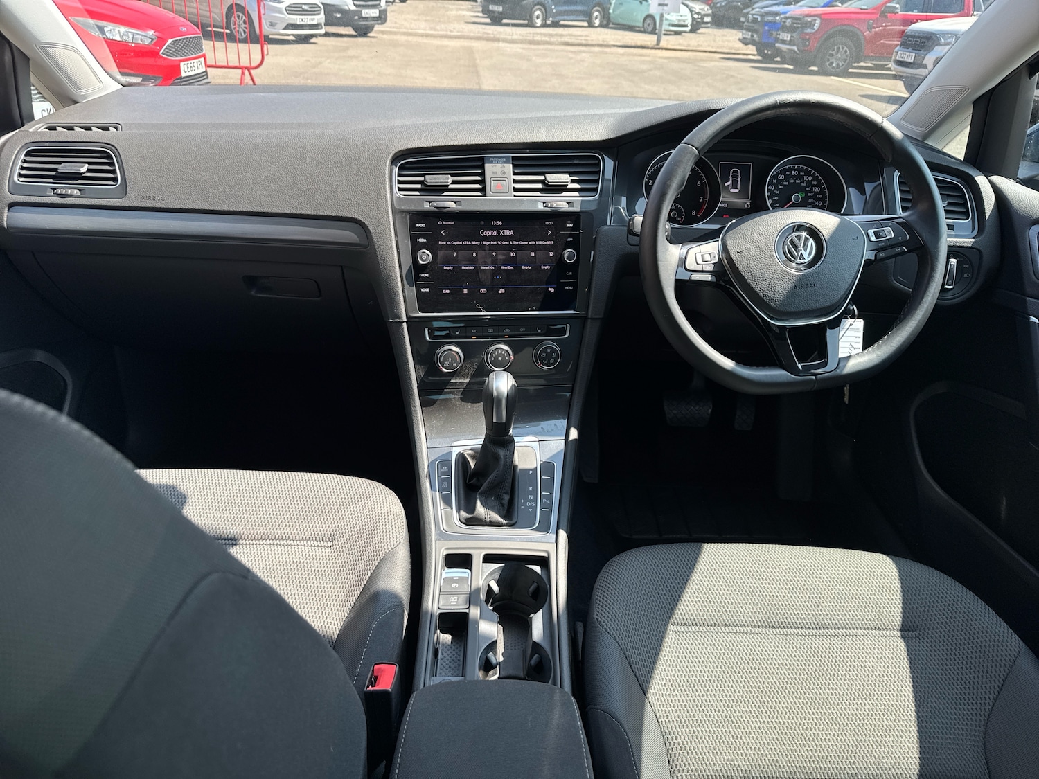 Used Volkswagen Golf 2019 for sale - 77256366: Photo 7