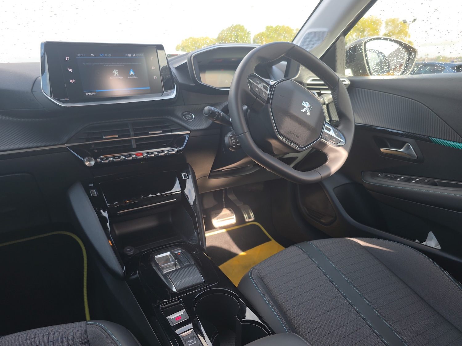 Used Peugeot 208 2023 for sale - 76664528: Photo 2