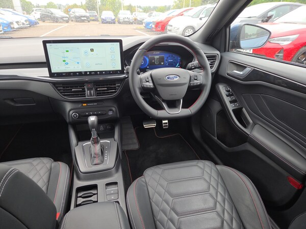 Used Ford Focus 2022 for sale - 75629494: Photo 2