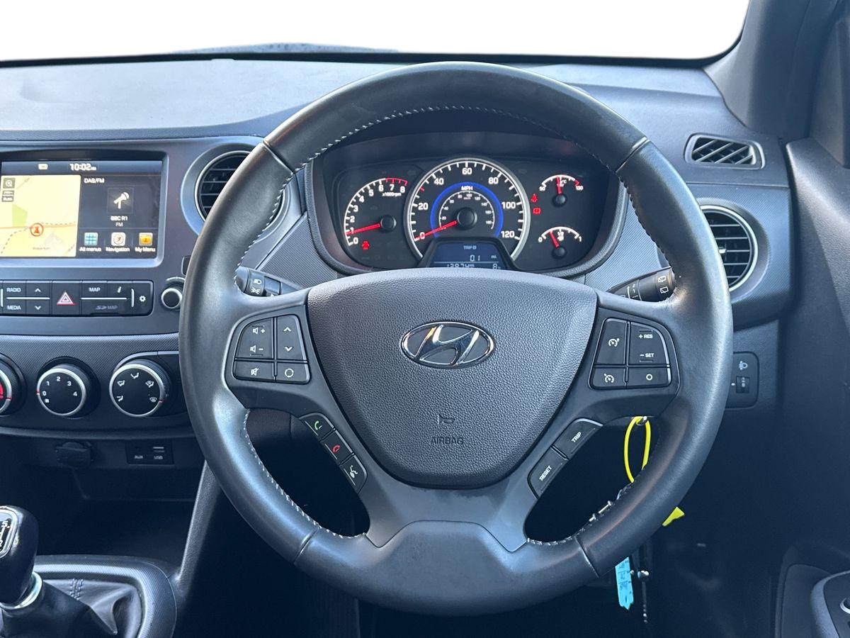 Used Hyundai i10 2018 for sale - 76717471: Photo 19