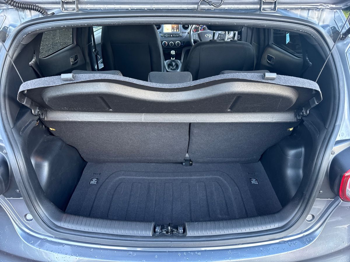 Used Hyundai i10 2018 for sale - 76717471: Photo 25