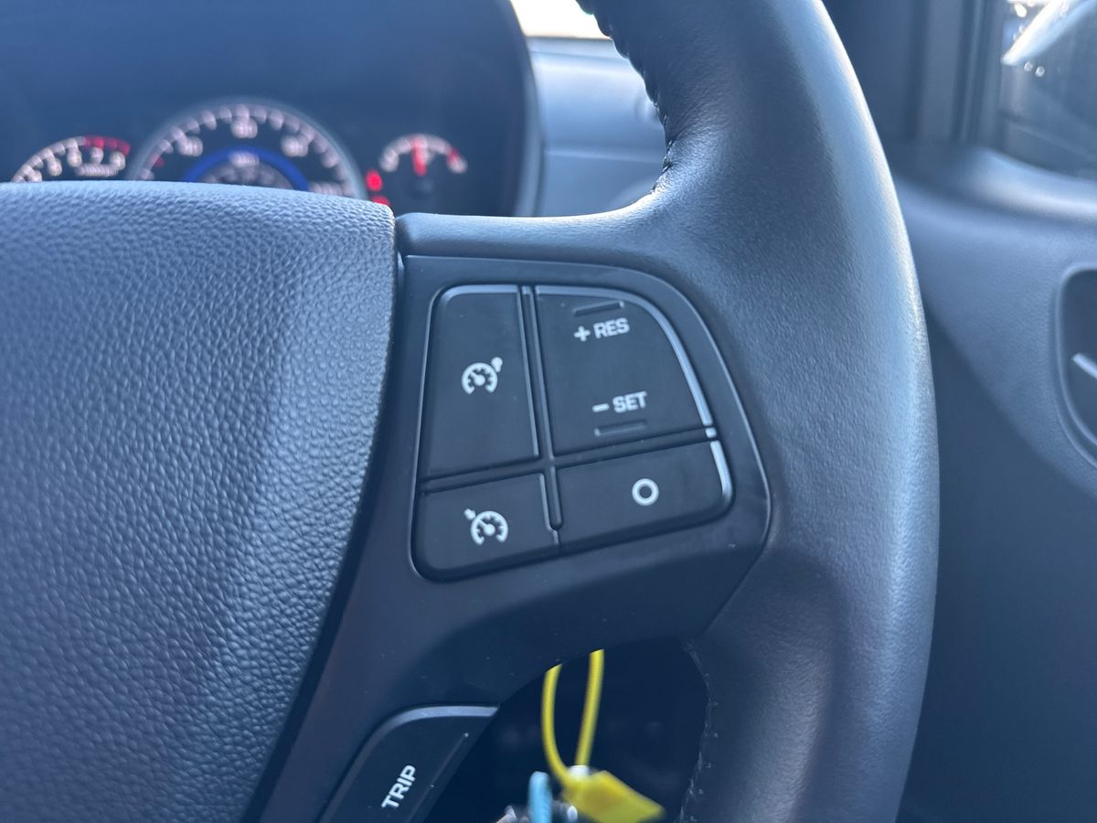 Used Hyundai i10 2018 for sale - 76717471: Photo 28