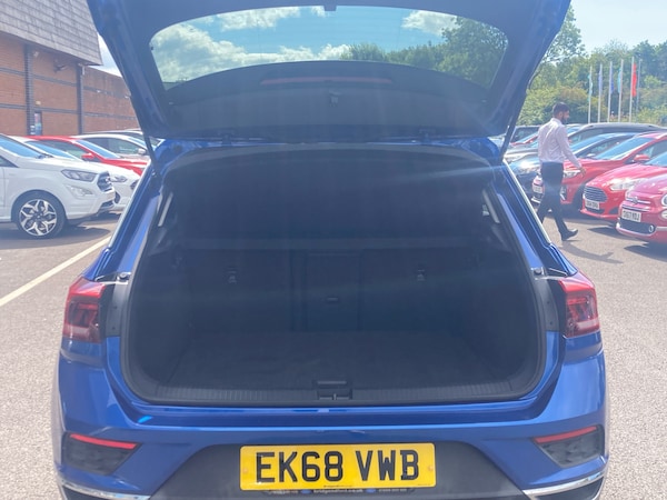 Used Volkswagen T-Roc 2018 for sale - 75469556: Photo 11