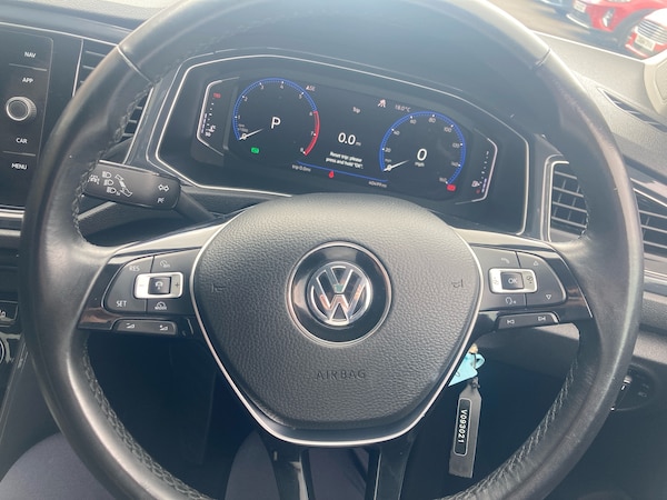 Used Volkswagen T-Roc 2018 for sale - 75469556: Photo 18