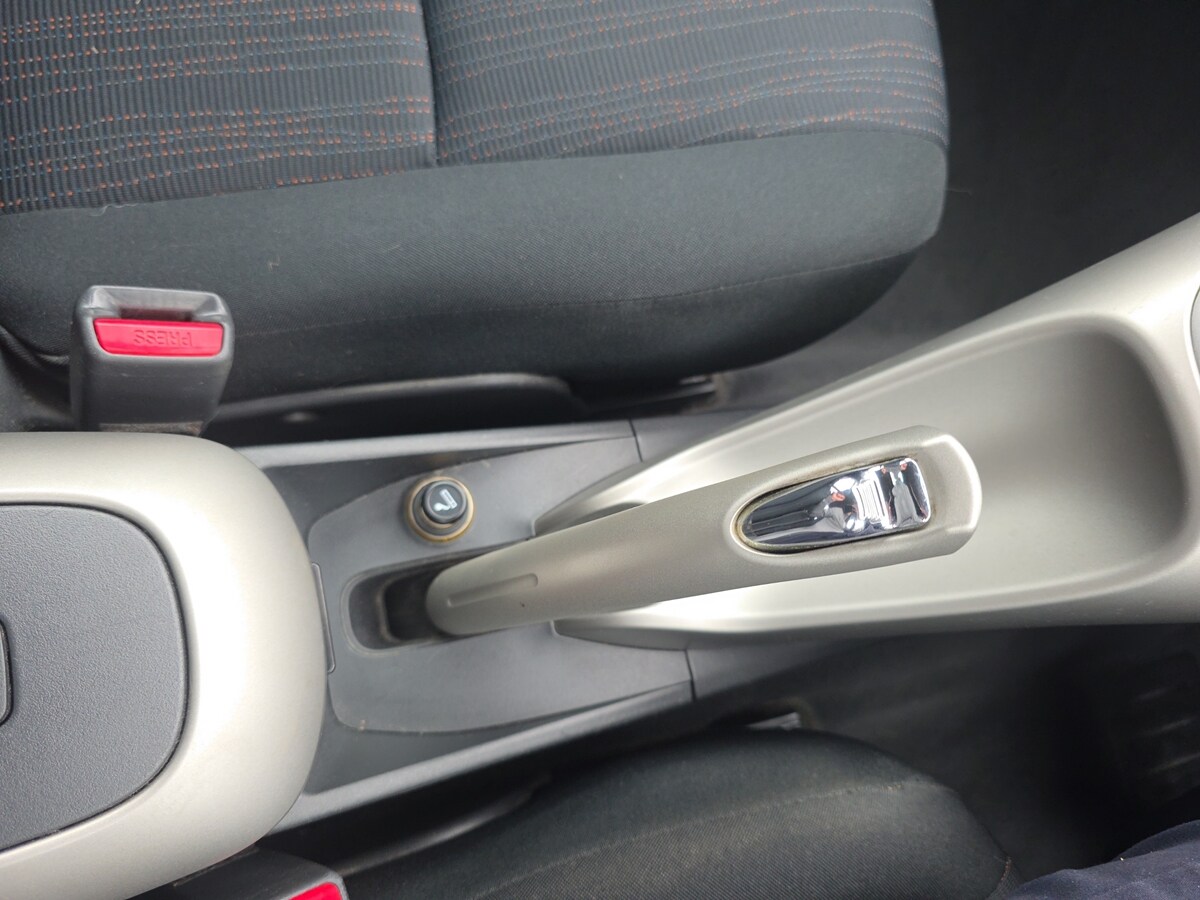Used Toyota Auris 2009 for sale - 75910546: Photo 24