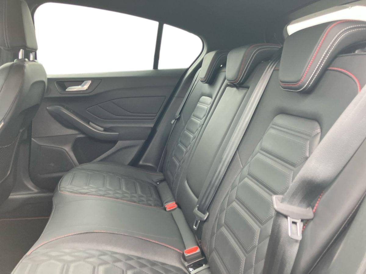 Used Ford Focus 2023 for sale - 76366607: Photo 24