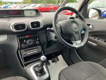Used Citroen C3 Picasso 2015 for sale - 75396322: Photo