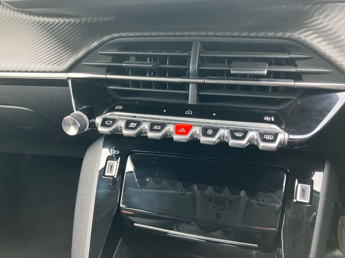 Used Peugeot 208 2024 for sale - 77762679: Photo 31