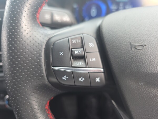 Used Ford Kuga 2022 for sale - 75469541: Photo 21