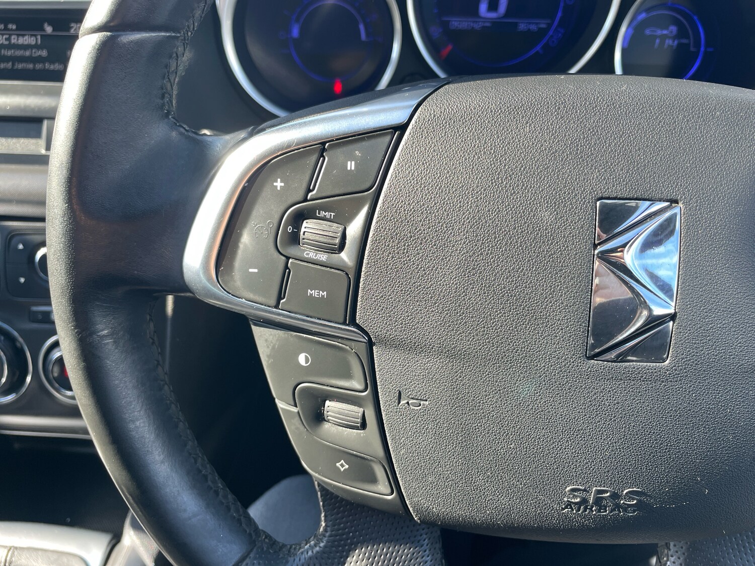 Used Citroen DS4 2013 for sale - 76074265: Photo 17