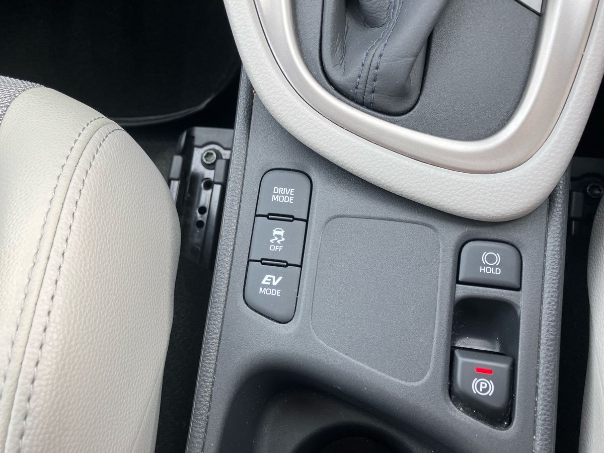 Used Toyota Yaris 2023 for sale - 76366551: Photo 28