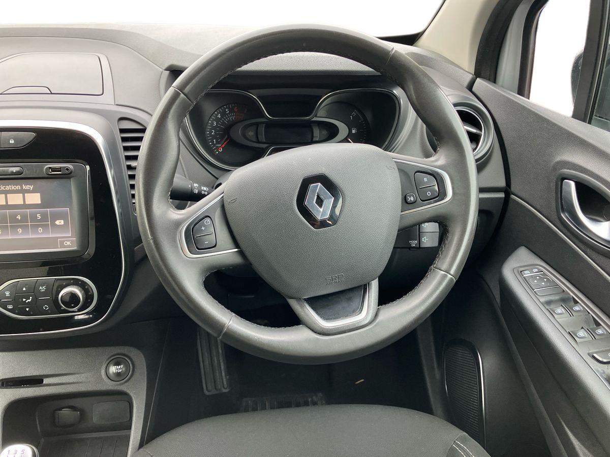 Used Renault Captur 2018 for sale - 77461808: Photo 17
