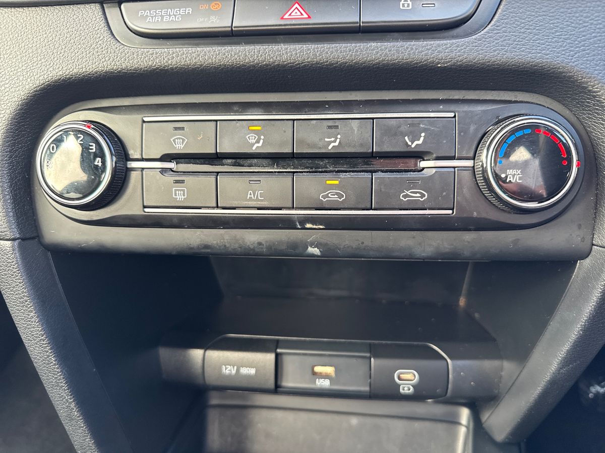 Used Kia XCeed 2023 for sale - 77380889: Photo 28