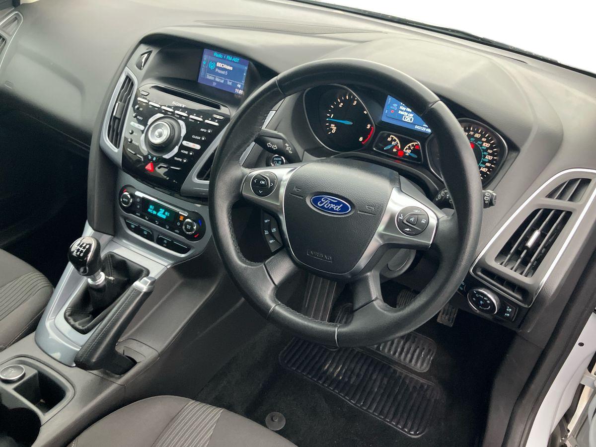 Used Ford Focus 2014 for sale - 77256342: Photo 14