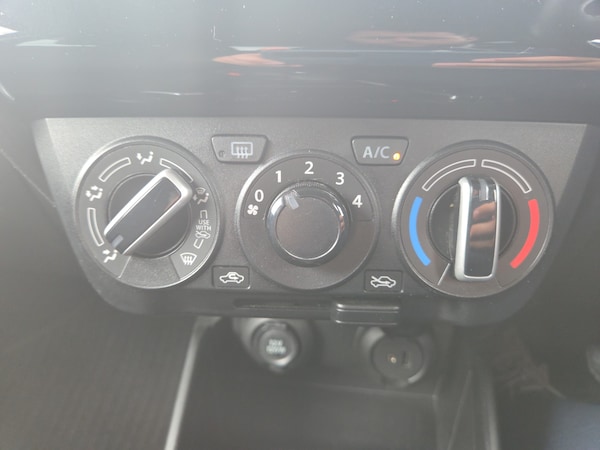 Used Suzuki Swift 2021 for sale - 75629570: Photo 17