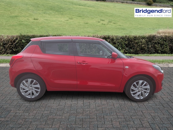 Used Suzuki Swift 2021 for sale - 75629570: Photo 4