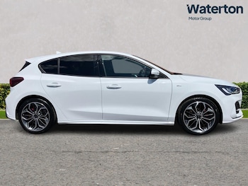 Used Ford Focus 2023 for sale - 79405423: Photo