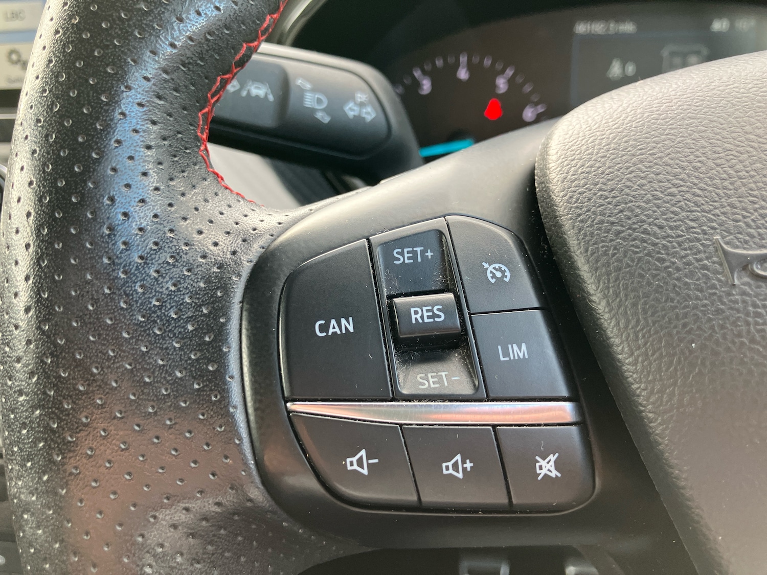 Used Ford Focus 2018 for sale - 76074516: Photo 13