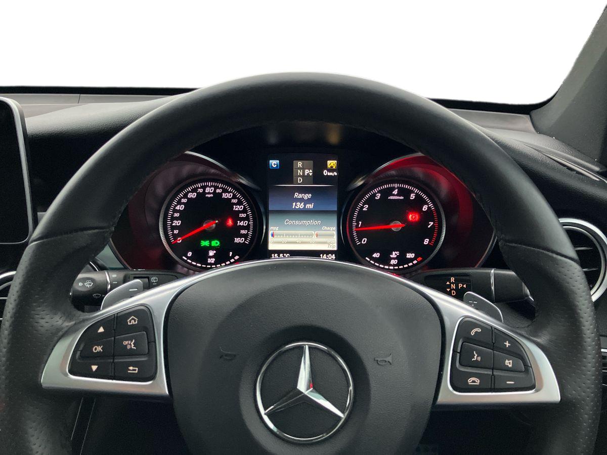 Used Mercedes-Benz GLC 2019 for sale - 76556800: Photo 19