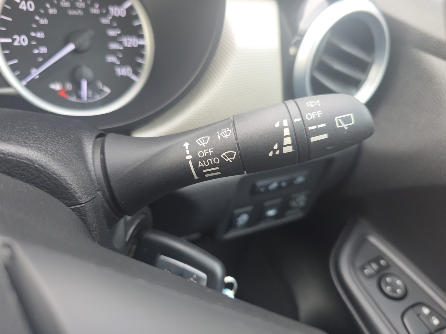 Used Nissan Micra 2018 for sale - 76092130: Photo 14