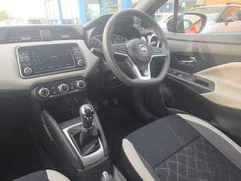 Used Nissan Micra 2018 for sale - 76092130: Photo 2
